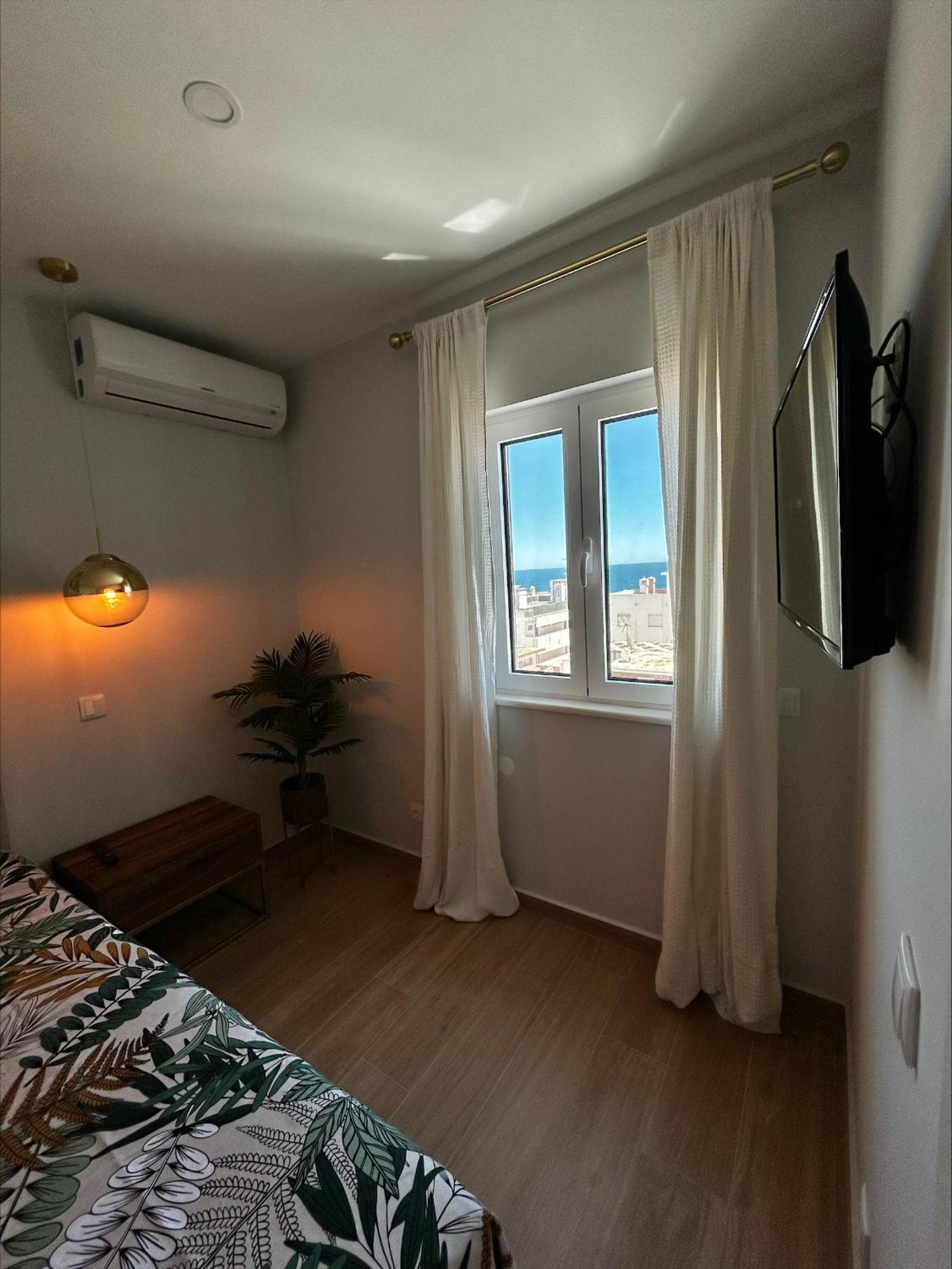 Apartamento Vista Mar a menos de 50m da praia. Armacao de Pera Exterior foto